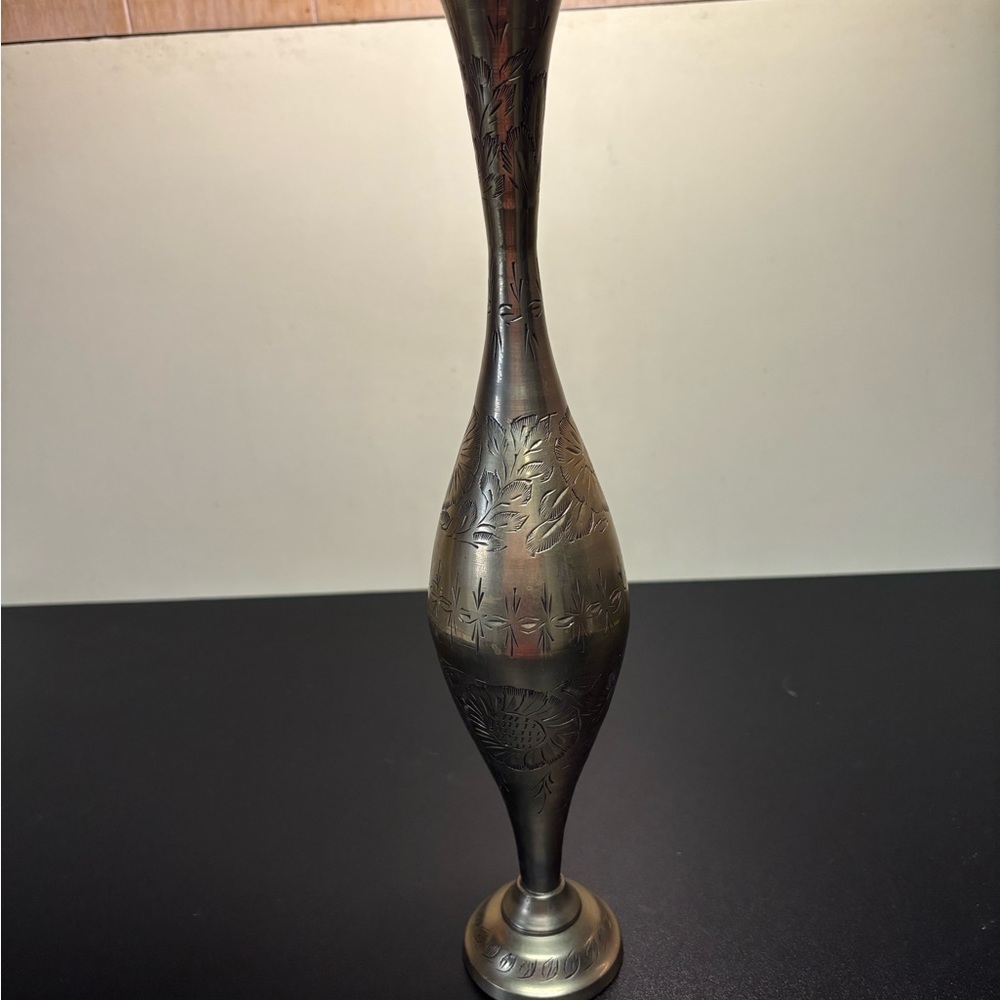 Elegant Brass Vase with Intricate Design